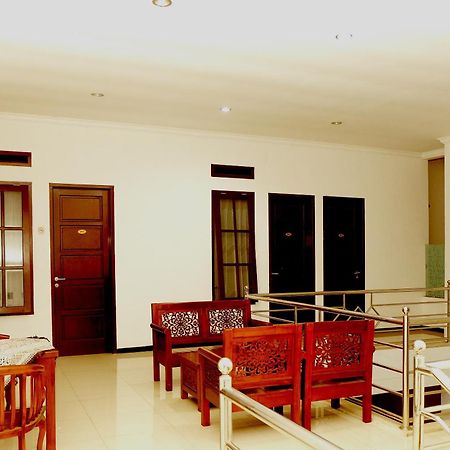 Oyo 350 D' Maktab Homestay Syariah مالانغ المظهر الخارجي الصورة