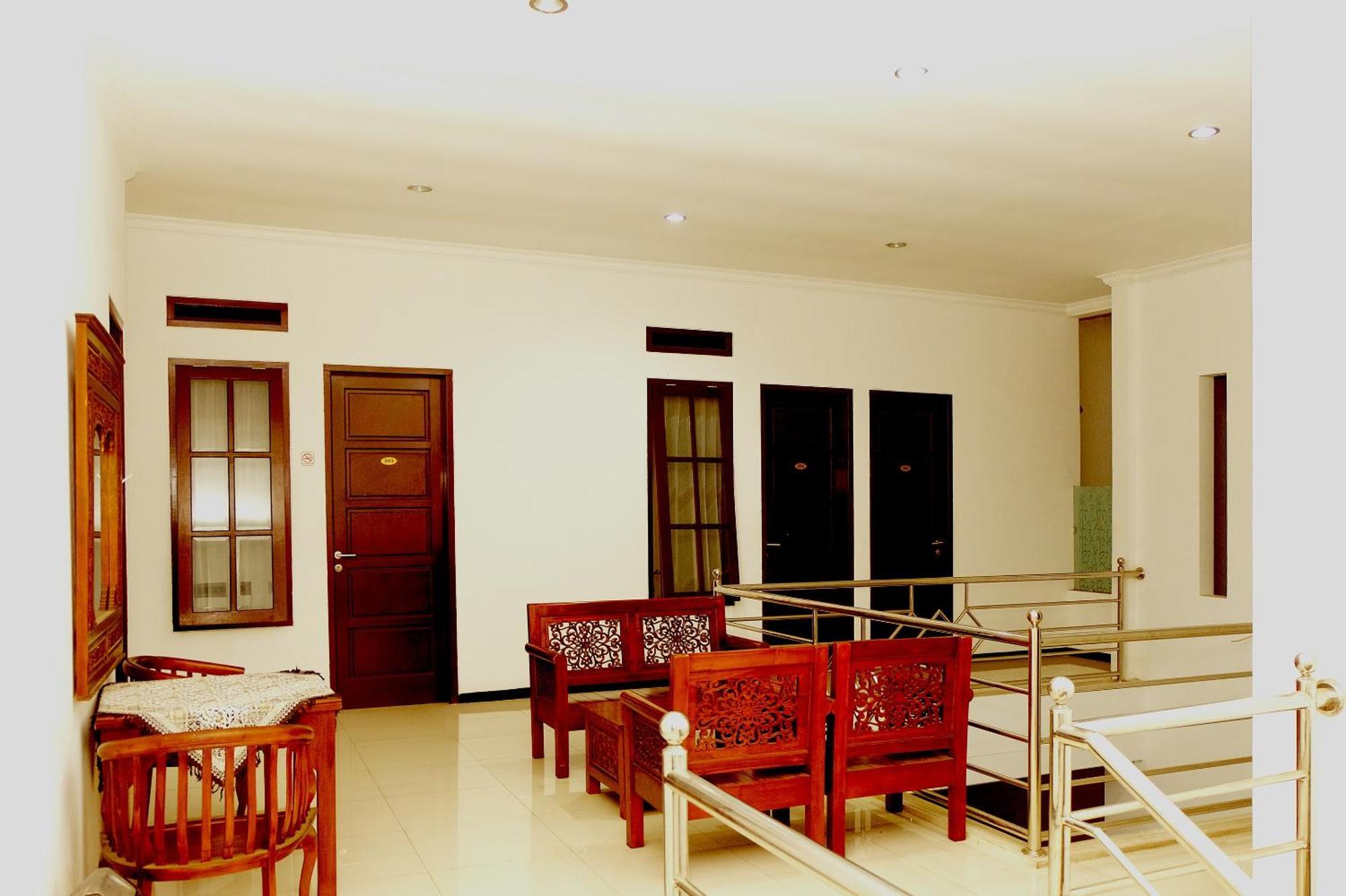 Oyo 350 D' Maktab Homestay Syariah مالانغ المظهر الخارجي الصورة